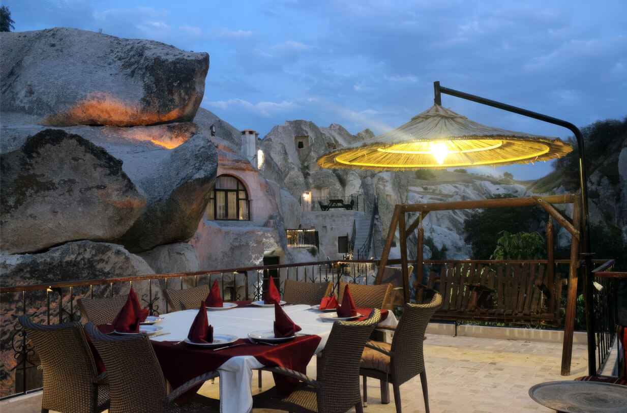 Restaurant Evening View
