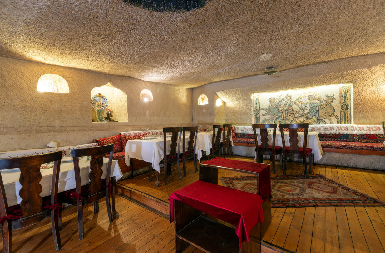 Restaurant Evening View